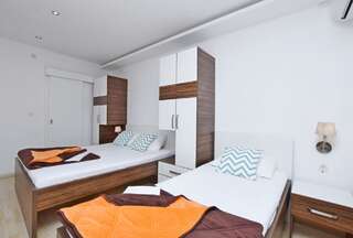 Апартаменты Apartments Marica Будва Номер-студио с балконом-5